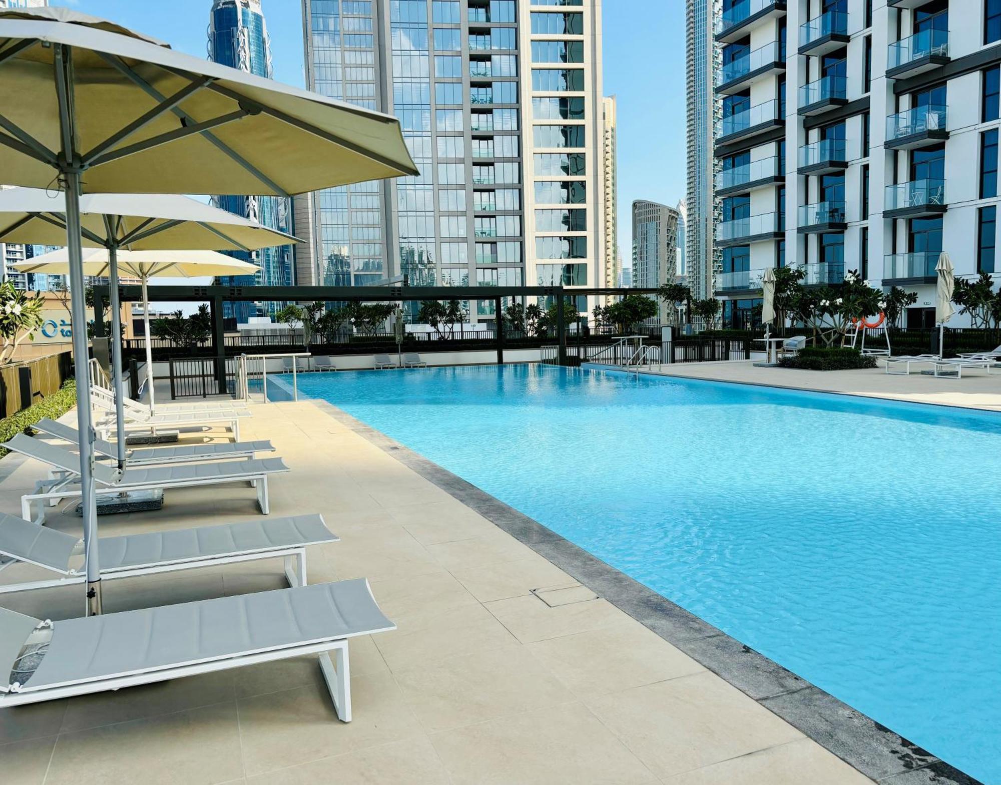 Lux Sky Residence, Burj Crown, Opera Boulevard View By Mall Dubai