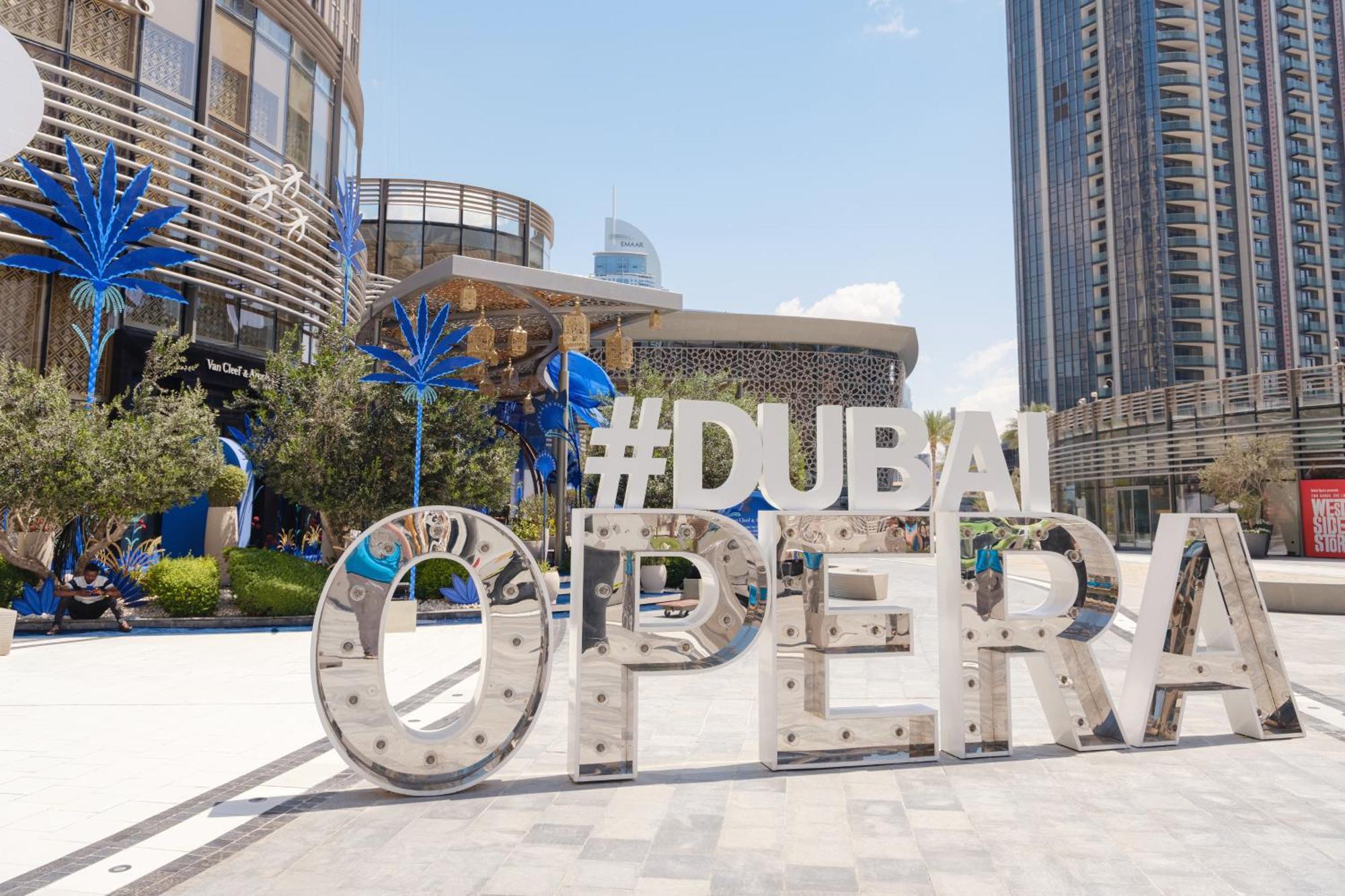 Lux Sky Residence, Burj Crown, Opera Boulevard View By Mall Apartment Dubai