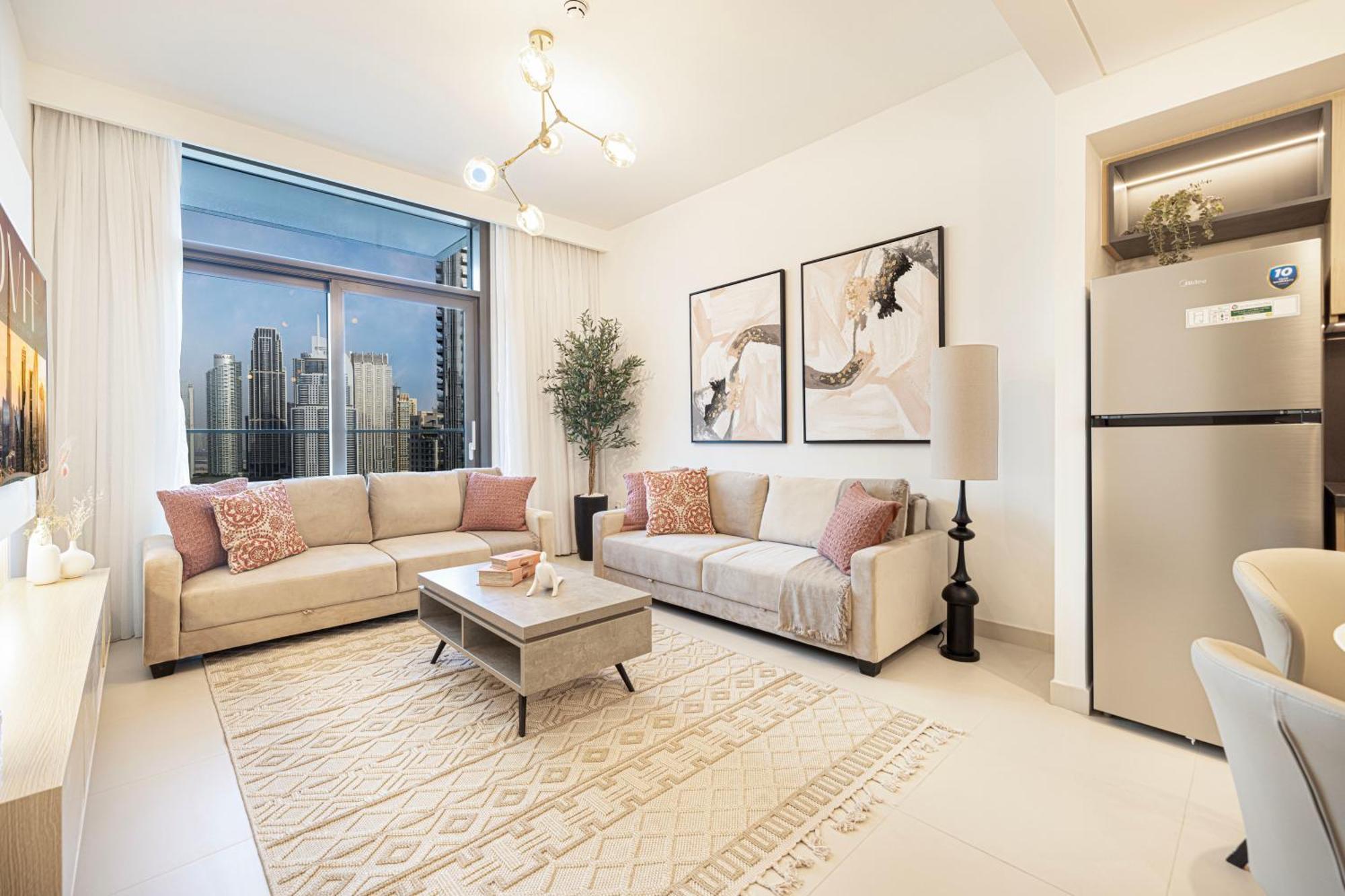 Lux Sky Residence, Burj Crown, Opera Boulevard View By Mall